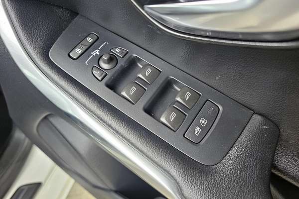 2015 Volvo V40 D4 Luxury