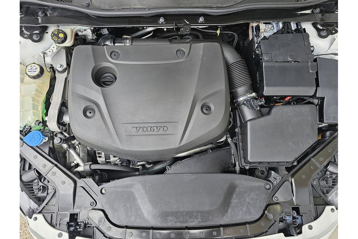 2015 Volvo V40 D4 Luxury