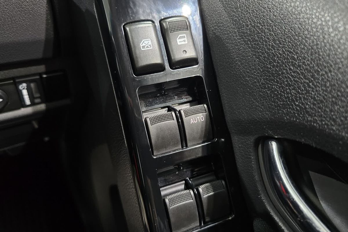 2020 Isuzu MU-X MU-X LS-M (4x2) UIOR901