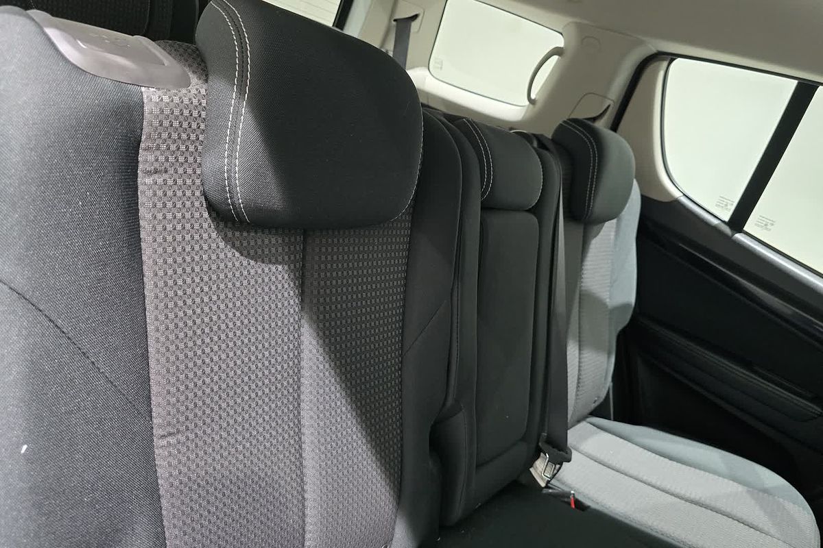 2020 Isuzu MU-X MU-X LS-M (4x2) UIOR901