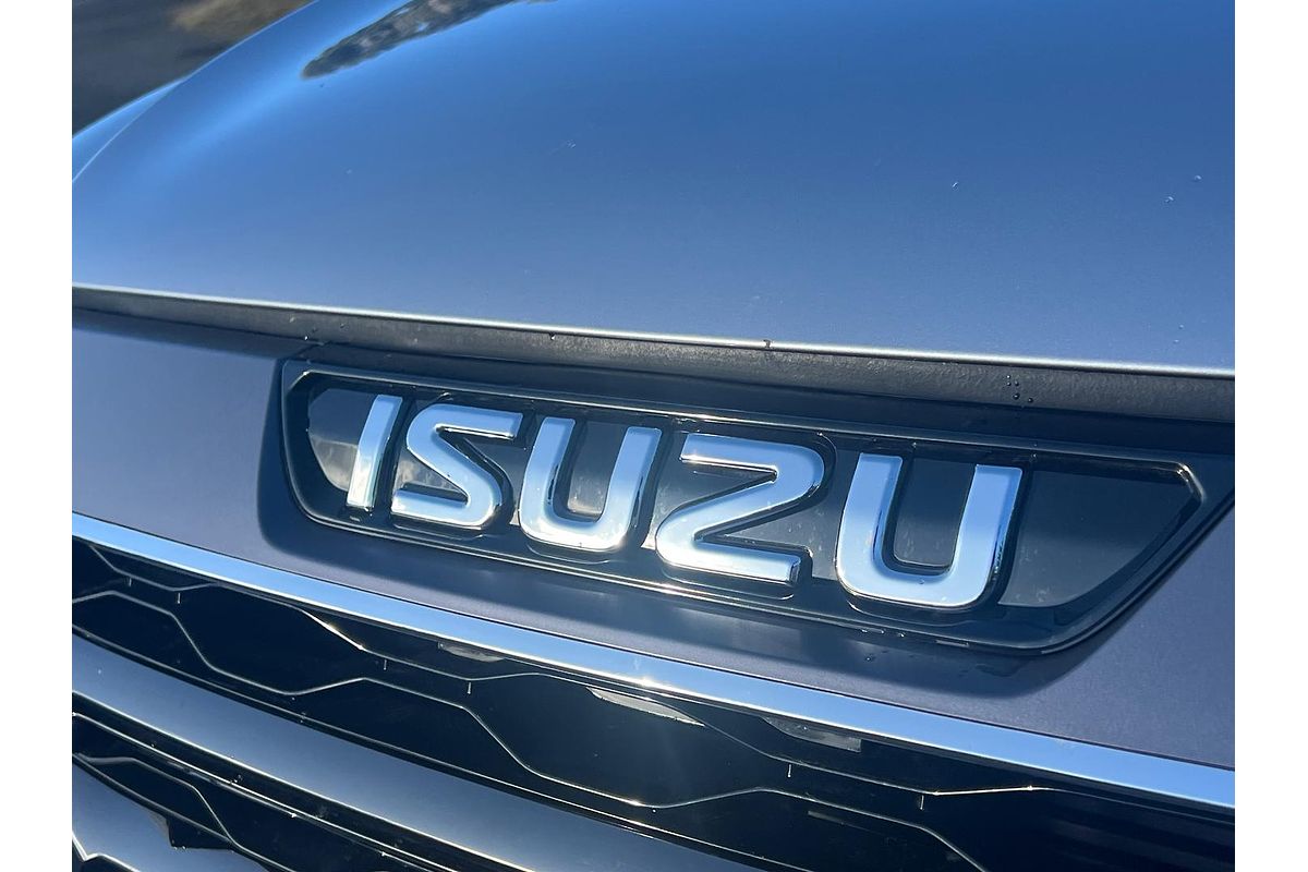 2023 Isuzu MU-X LS-T