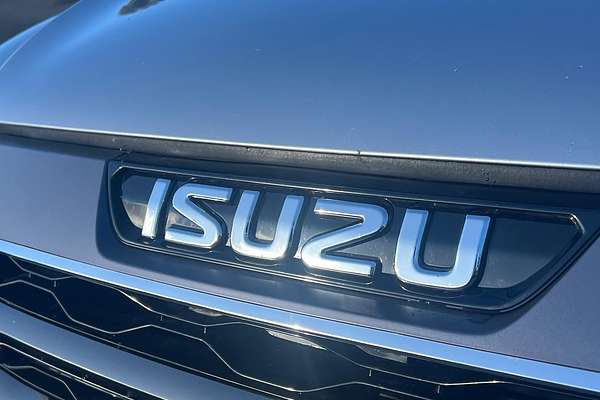 2023 Isuzu MU-X LS-T
