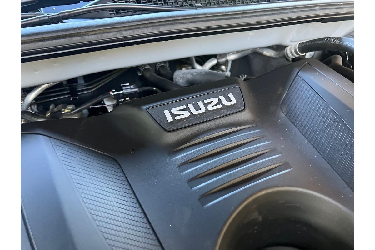 2023 Isuzu MU-X LS-T
