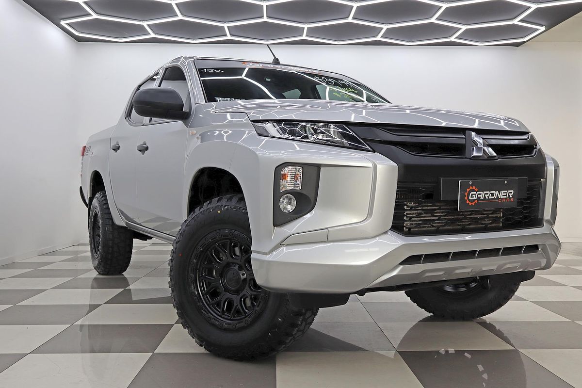 2021 Mitsubishi Triton GLX MR 4X4