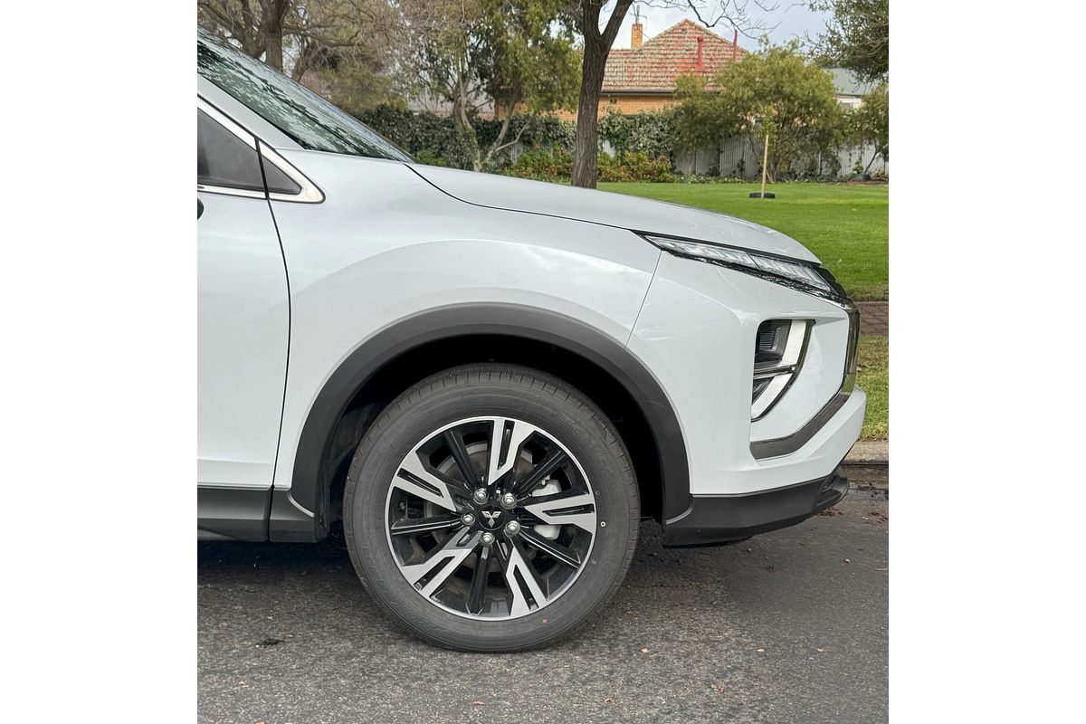 2024 Mitsubishi Eclipse Cross LS YB