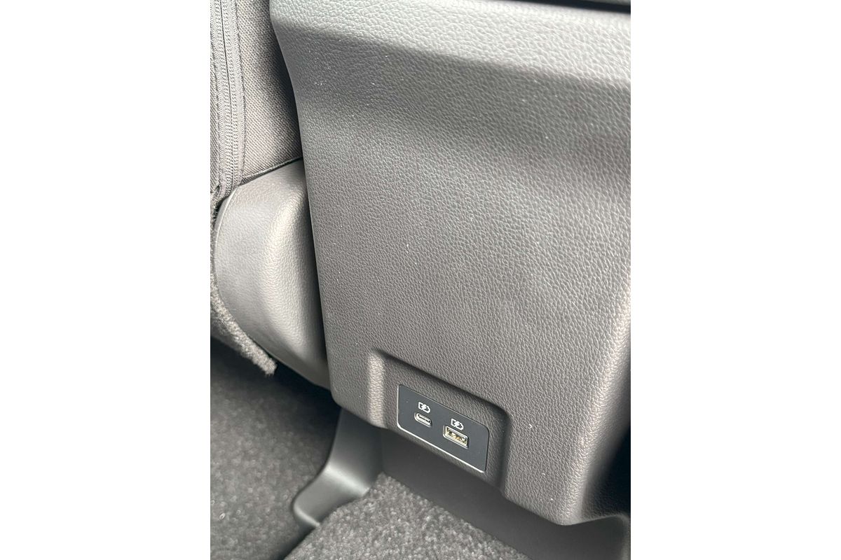 2024 Mitsubishi Eclipse Cross LS YB