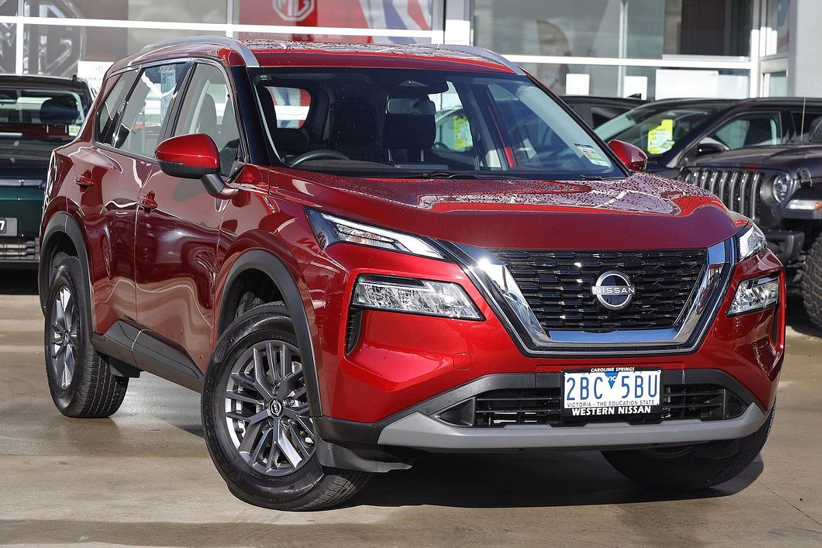 2025 Nissan X-TRAIL ST T33