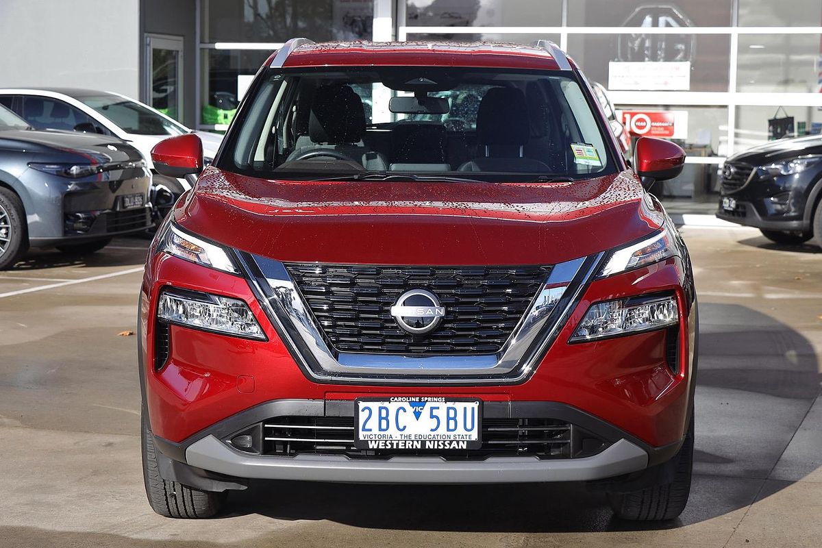 2025 Nissan X-TRAIL ST T33