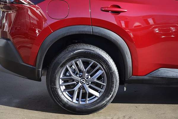 2025 Nissan X-TRAIL ST T33