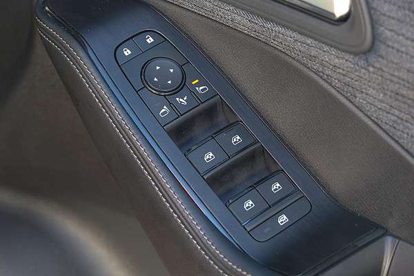 2025 Nissan X-TRAIL ST T33