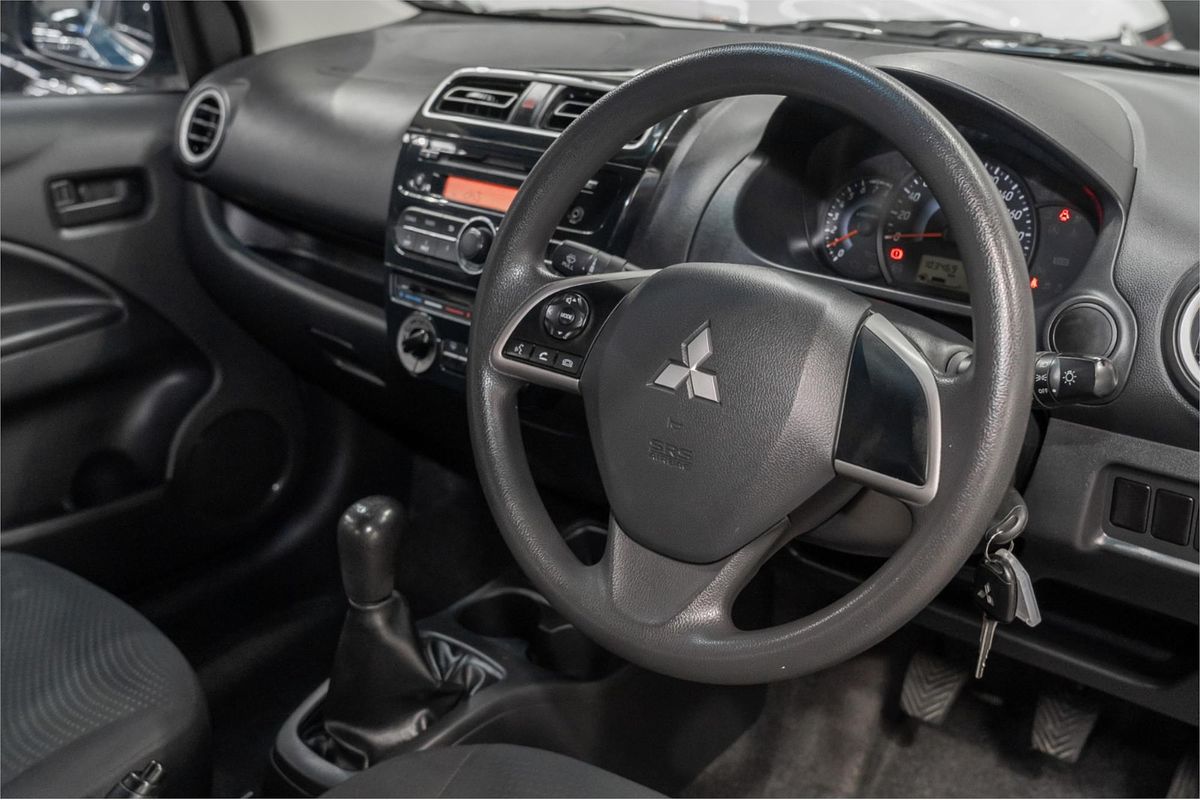 2014 Mitsubishi Mirage ES LA