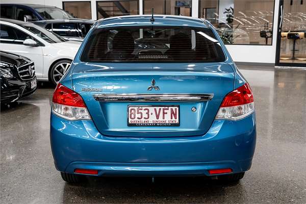 2014 Mitsubishi Mirage ES LA