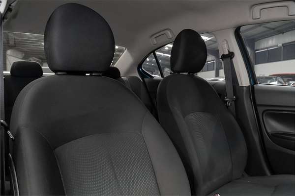 2014 Mitsubishi Mirage ES LA