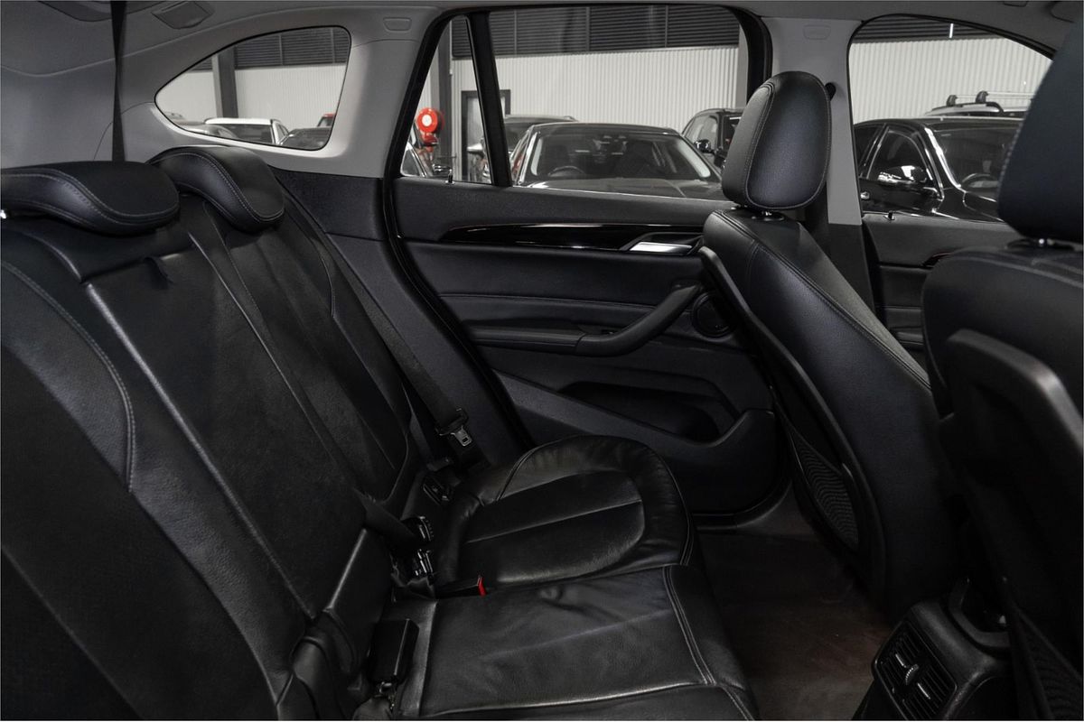 2016 BMW X1 xDrive20d F48