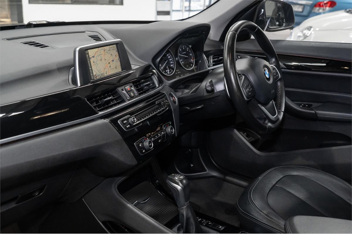 2016 BMW X1 xDrive20d F48
