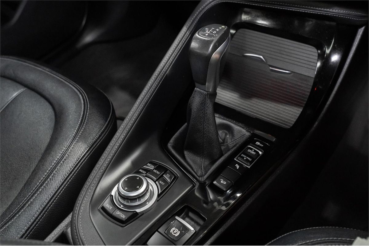 2016 BMW X1 xDrive20d F48