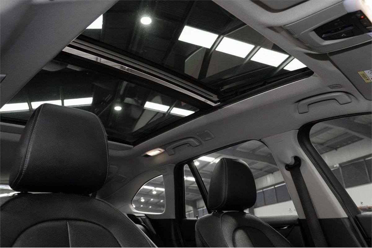 2016 BMW X1 xDrive20d F48