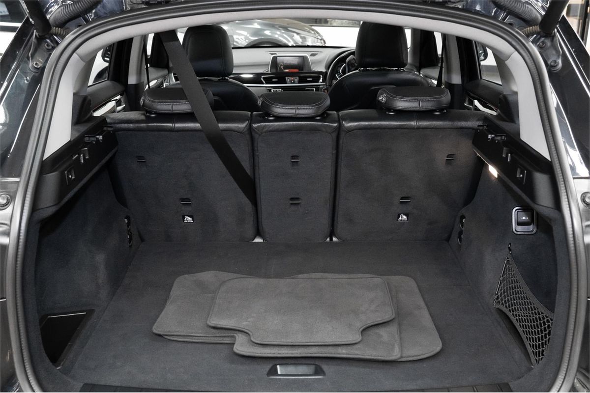 2016 BMW X1 xDrive20d F48