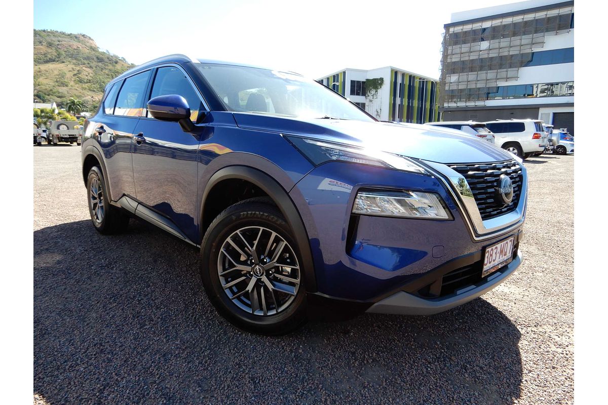 2025 Nissan X-TRAIL ST T33
