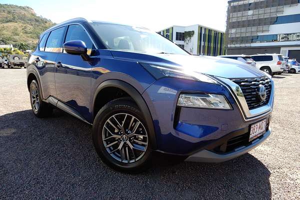2025 Nissan X-TRAIL ST T33