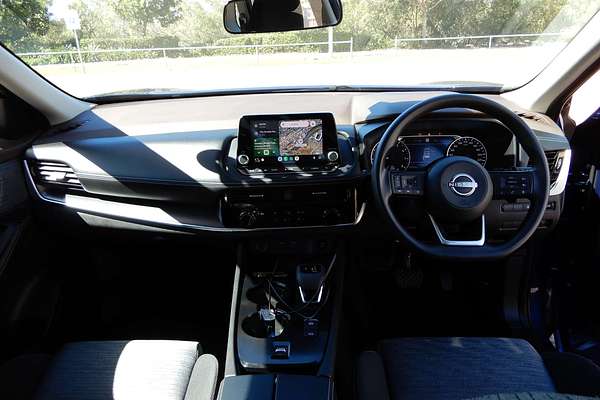 2025 Nissan X-TRAIL ST T33
