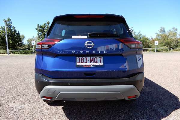 2025 Nissan X-TRAIL ST T33