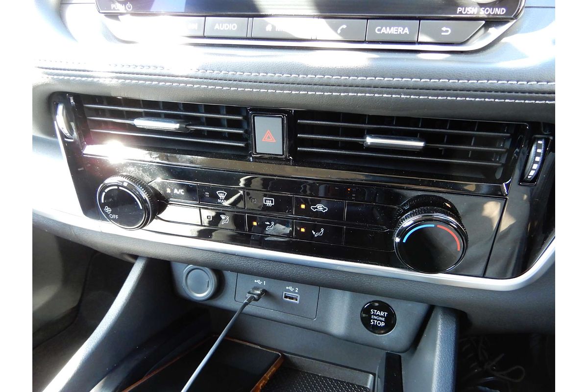 2025 Nissan X-TRAIL ST T33