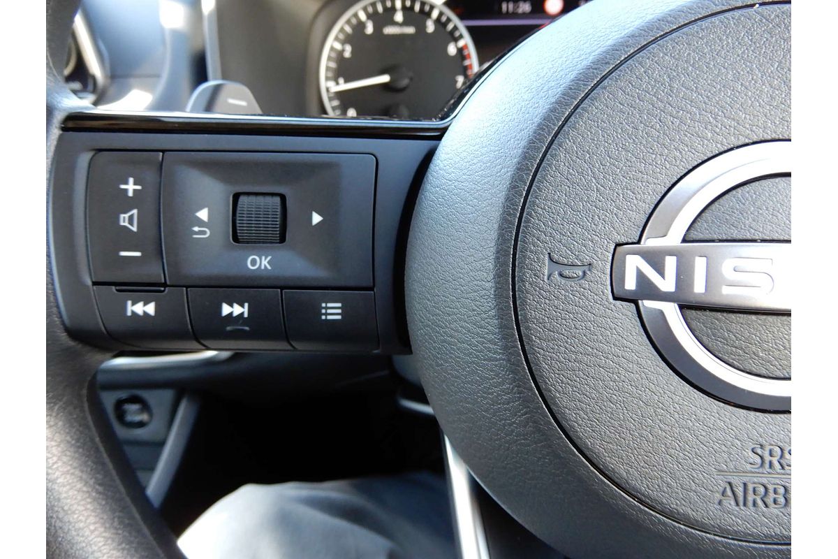 2025 Nissan X-TRAIL ST T33