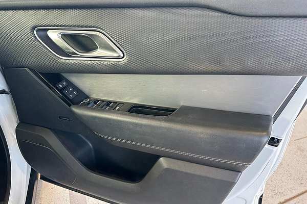 2018 Land Rover Range Rover Velar D240 R-Dynamic S L560