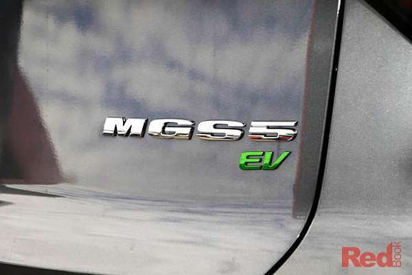 2025 MG MGS5 EV Essence 62 ZS3EM