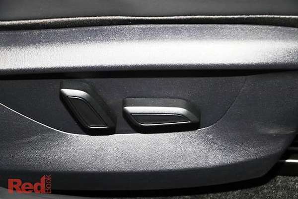 2025 MG MGS5 EV Essence 62 ZS3EM
