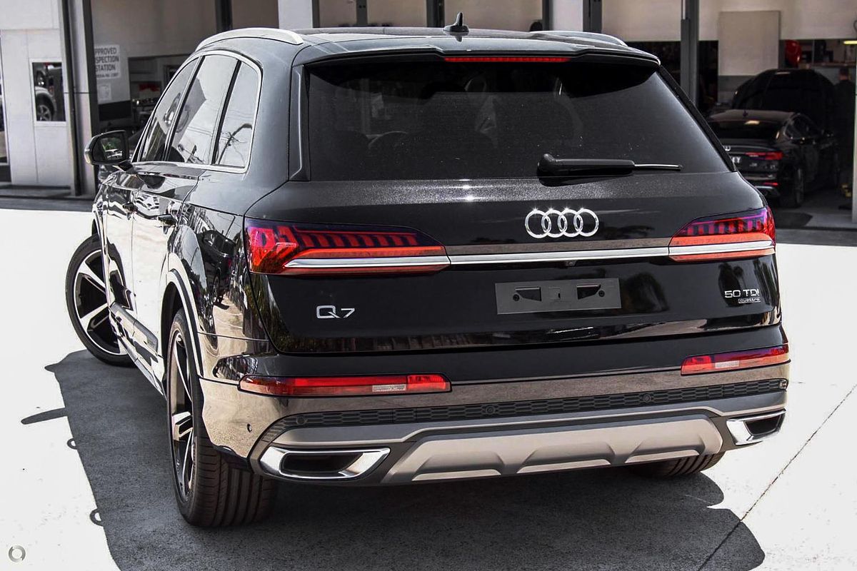 2020 Audi Q7 50 TDI S line 4M