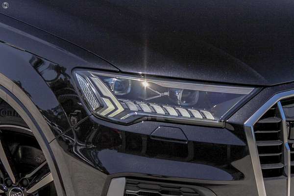 2020 Audi Q7 50 TDI S line 4M