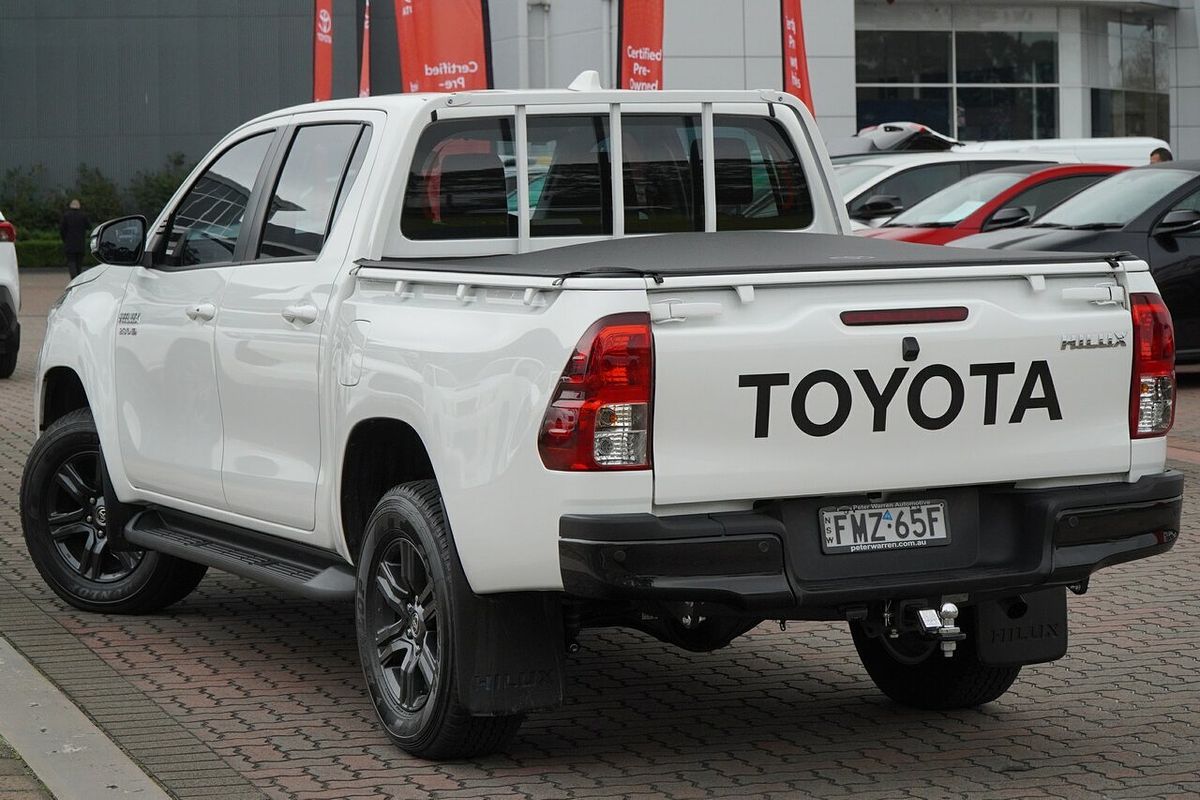 2024 Toyota Hilux SR 48V GUN126R 4X4