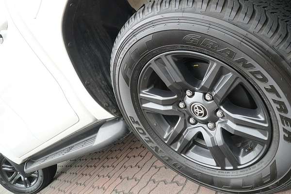 2024 Toyota Hilux SR 48V GUN126R 4X4