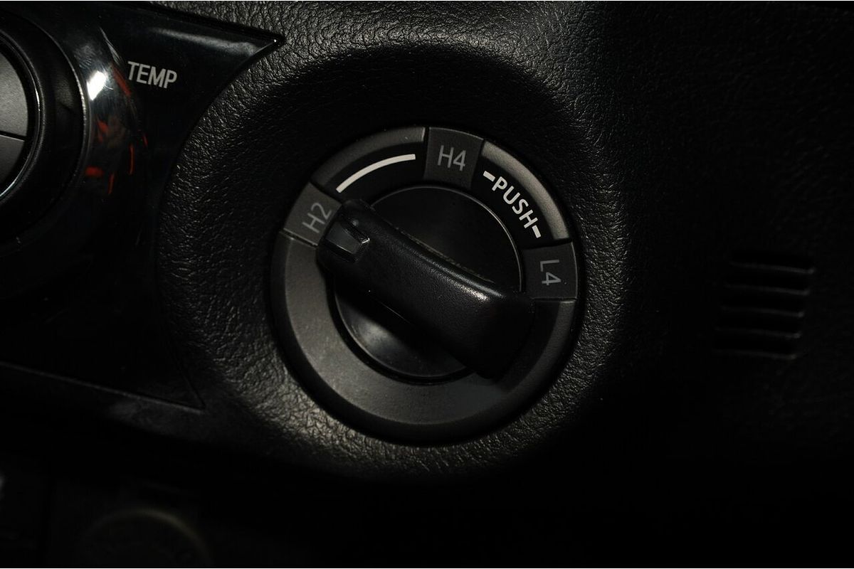 2024 Toyota Hilux SR 48V GUN126R 4X4
