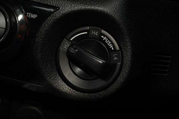 2024 Toyota Hilux SR 48V GUN126R 4X4