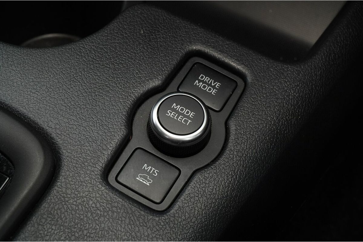 2024 Toyota Hilux SR 48V GUN126R 4X4
