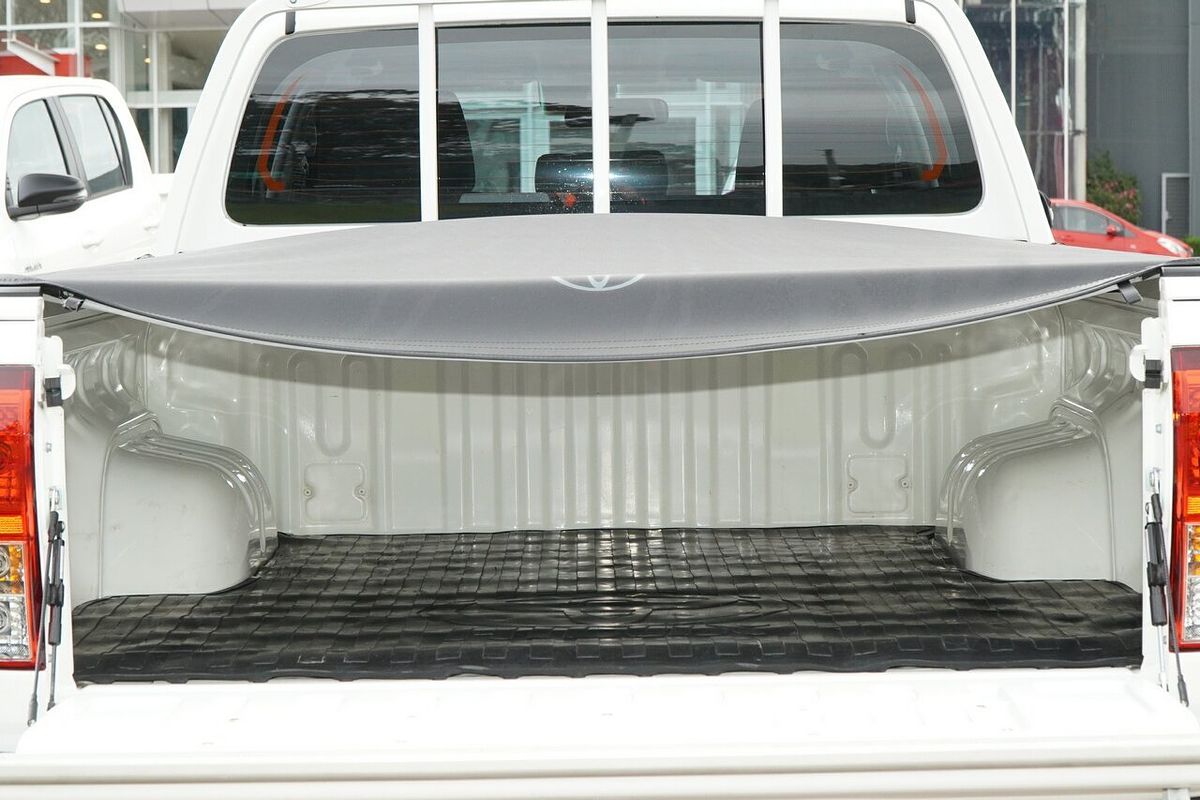 2024 Toyota Hilux SR 48V GUN126R 4X4