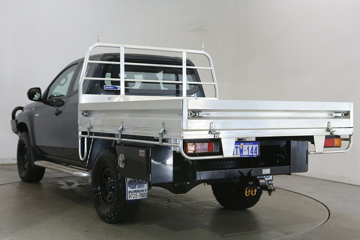 2021 Mitsubishi Triton GLX MR 4X4