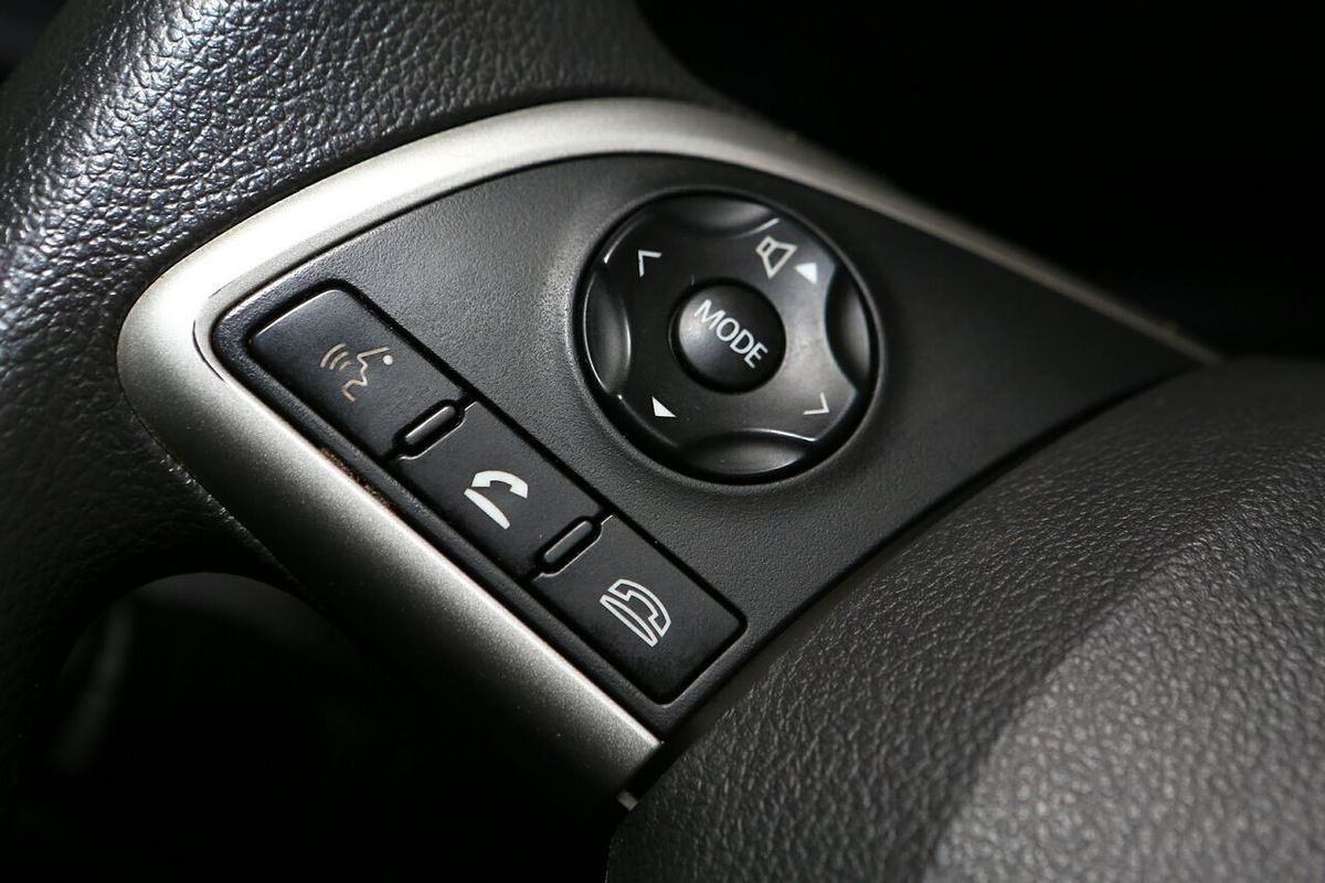 2021 Mitsubishi Triton GLX MR 4X4
