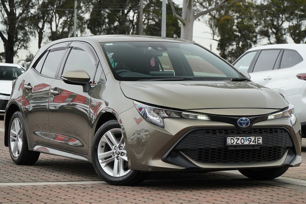 2018 Toyota Corolla Ascent Sport Hybrid ZWE211R