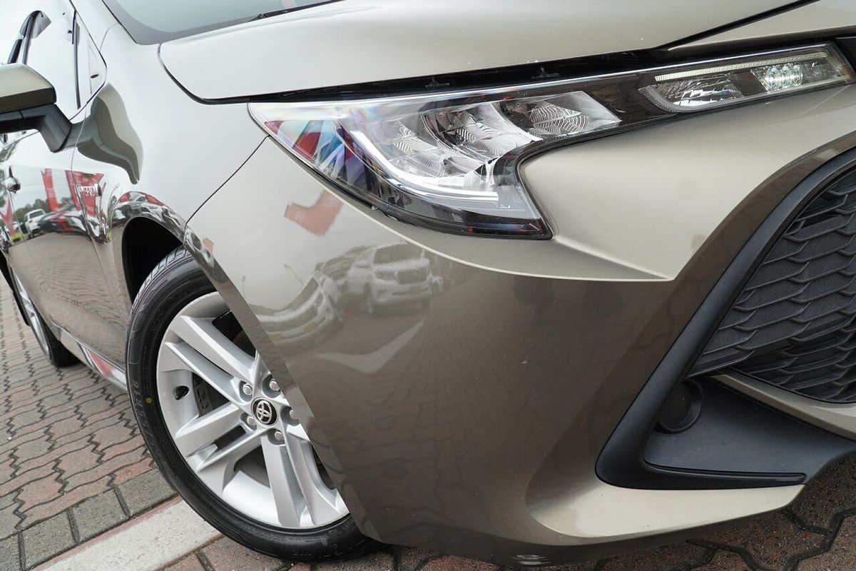 2018 Toyota Corolla Ascent Sport Hybrid ZWE211R