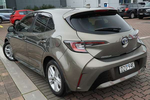 2018 Toyota Corolla Ascent Sport Hybrid ZWE211R