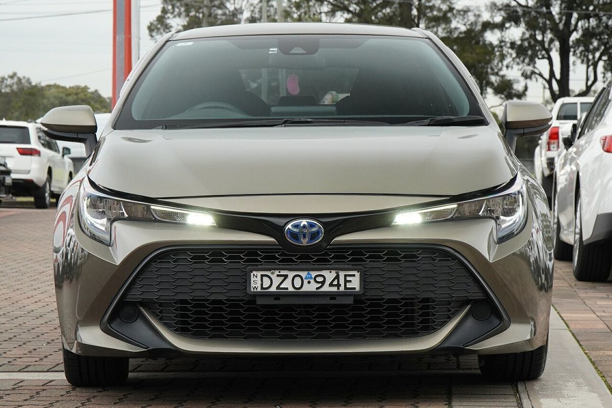 2018 Toyota Corolla Ascent Sport Hybrid ZWE211R