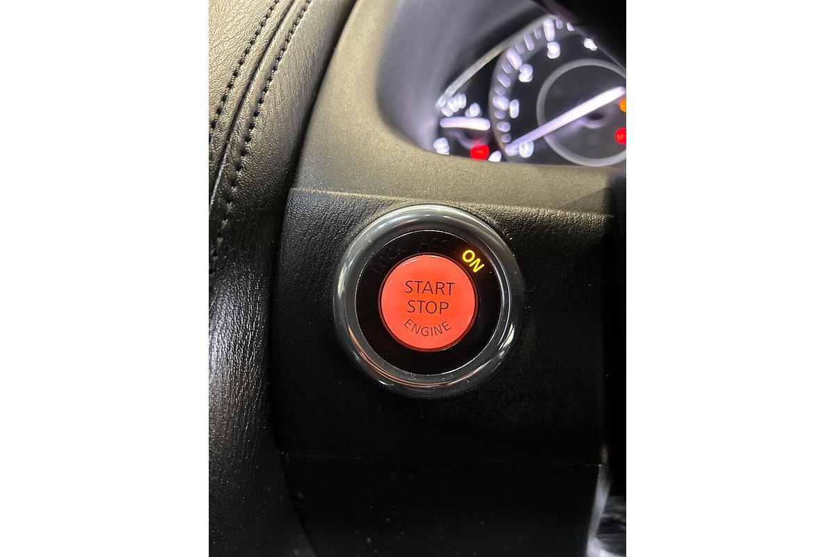2013 Nissan Patrol ST-L Y62