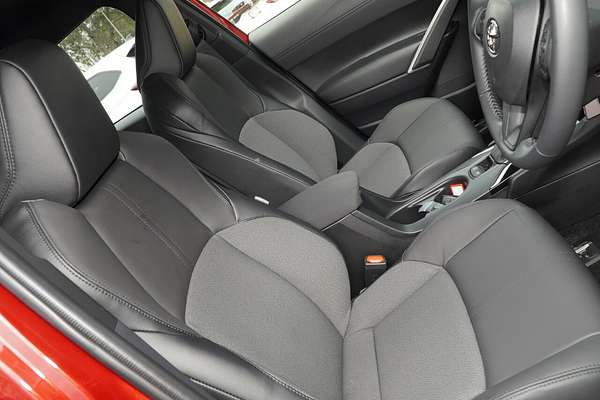 2024 Toyota Corolla Cross GXL MXGH15R