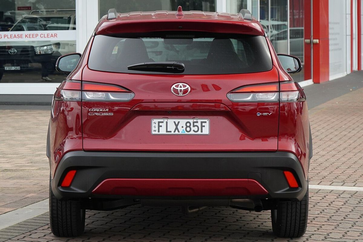 2024 Toyota Corolla Cross GXL MXGH15R