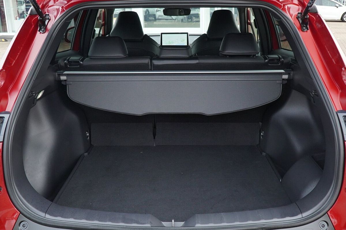 2024 Toyota Corolla Cross GXL MXGH15R