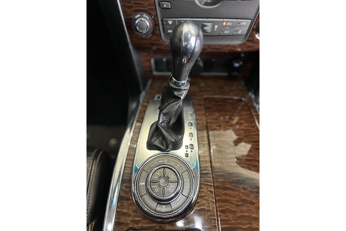 2013 Nissan Patrol ST-L Y62